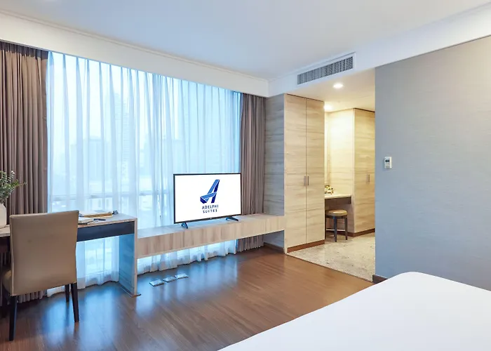 Adelphi 4*