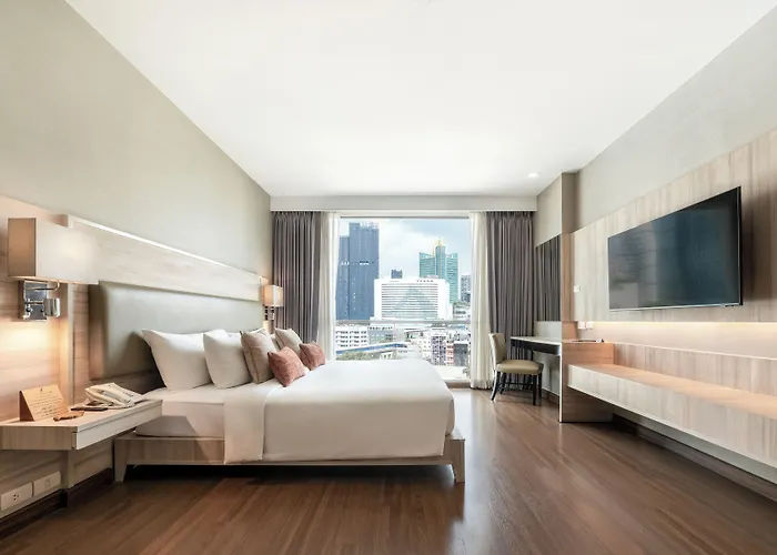 Adelphi 4*