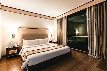 Adelphi 4* バンコク都